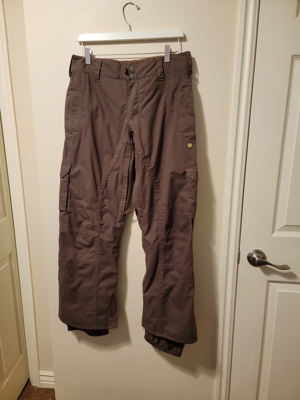 Burton Women's Stow Cargo Pants-Small- Brown Snow Pants